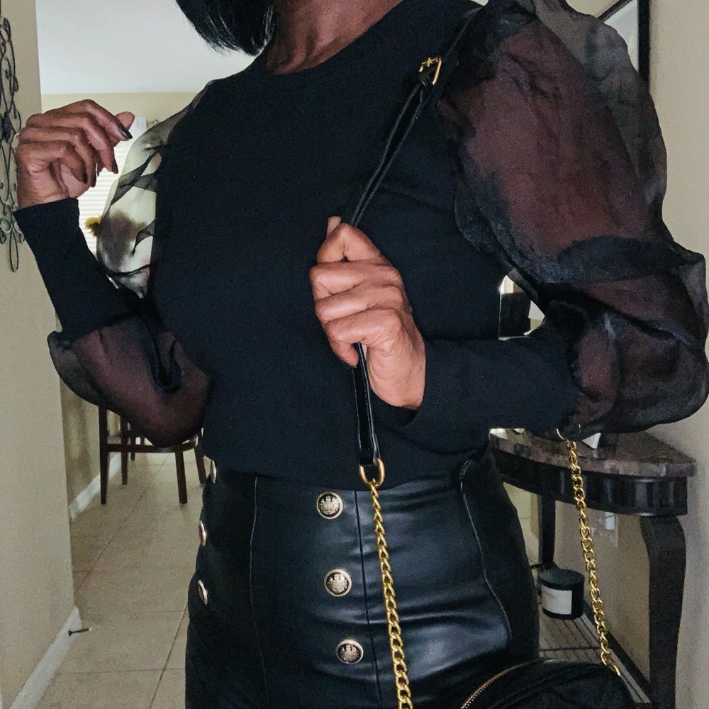Blouse - Picture 2 of 5